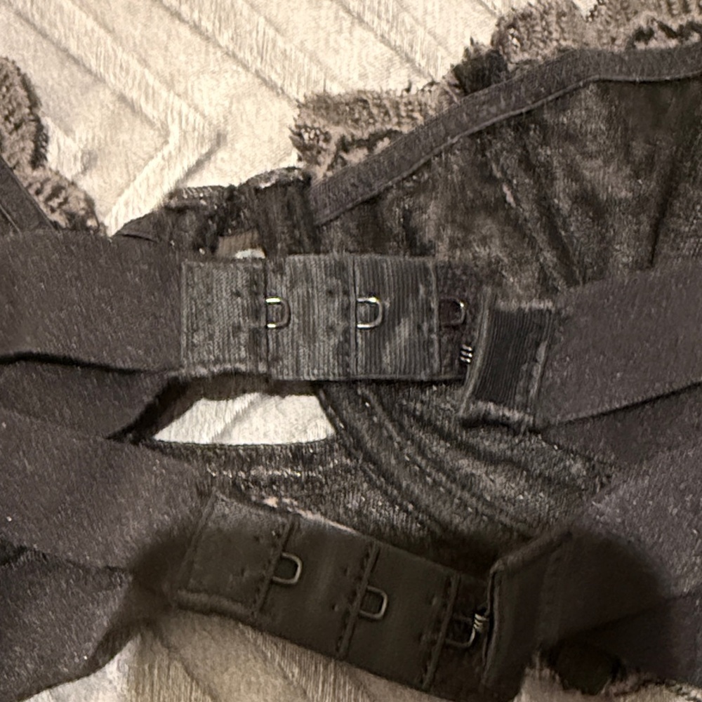 Intimately by Free People Unlined Black Mesh Embroidered Bra - Picture 5 of 9